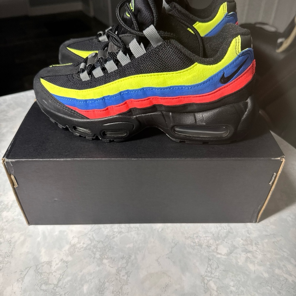 Nike Air Max 95 Black Neon, very lightly used without box.